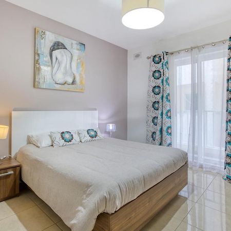 Charming Home Meters From The Seafront With Terrace By 360 Estates St. Paul's Bay Exteriér fotografie